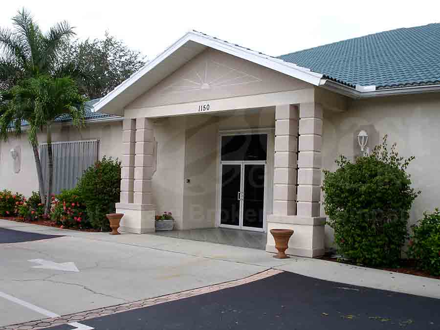 SILVER LAKES RV RESORT Clubhouse